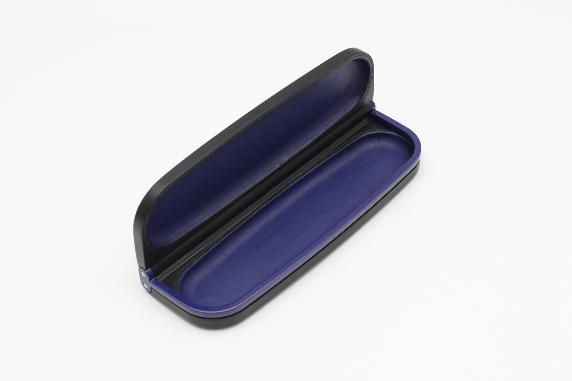 PLUMIER